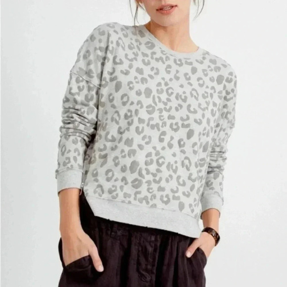🆕 Lucky 🍀 Brand Hacci Leopard Sweatshirt Grey L🆕 - Picture 1 of 13